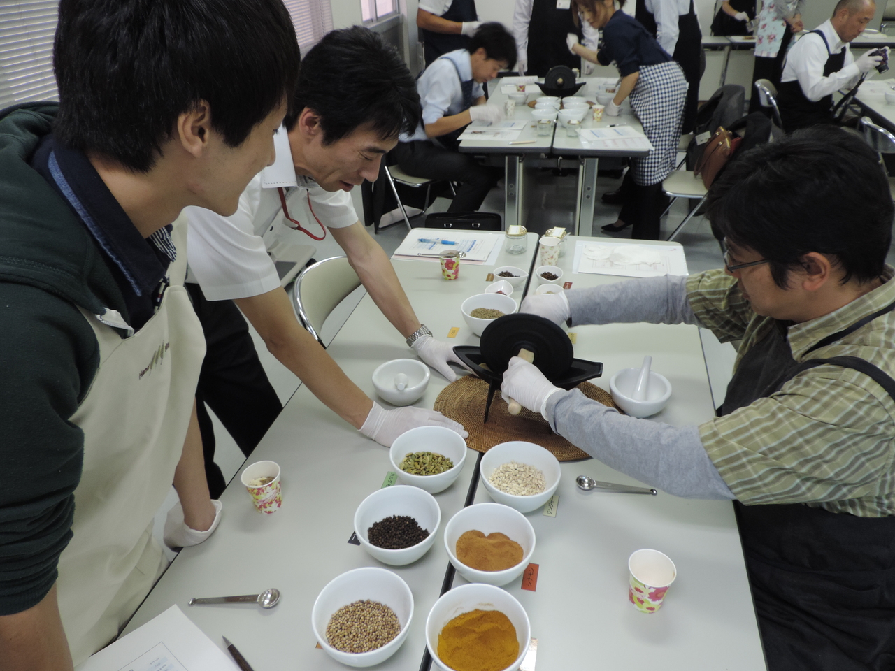 　　　　　　　《講義とクラフト》　(4)