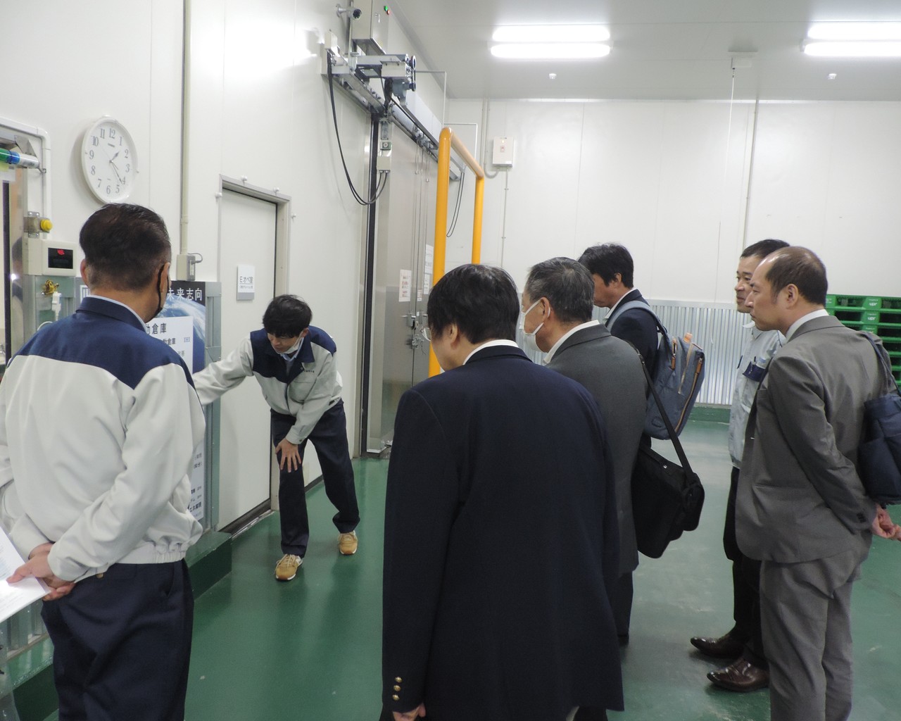 宮下製氷冷蔵株式会社アイス信州飯田工場にて(1)