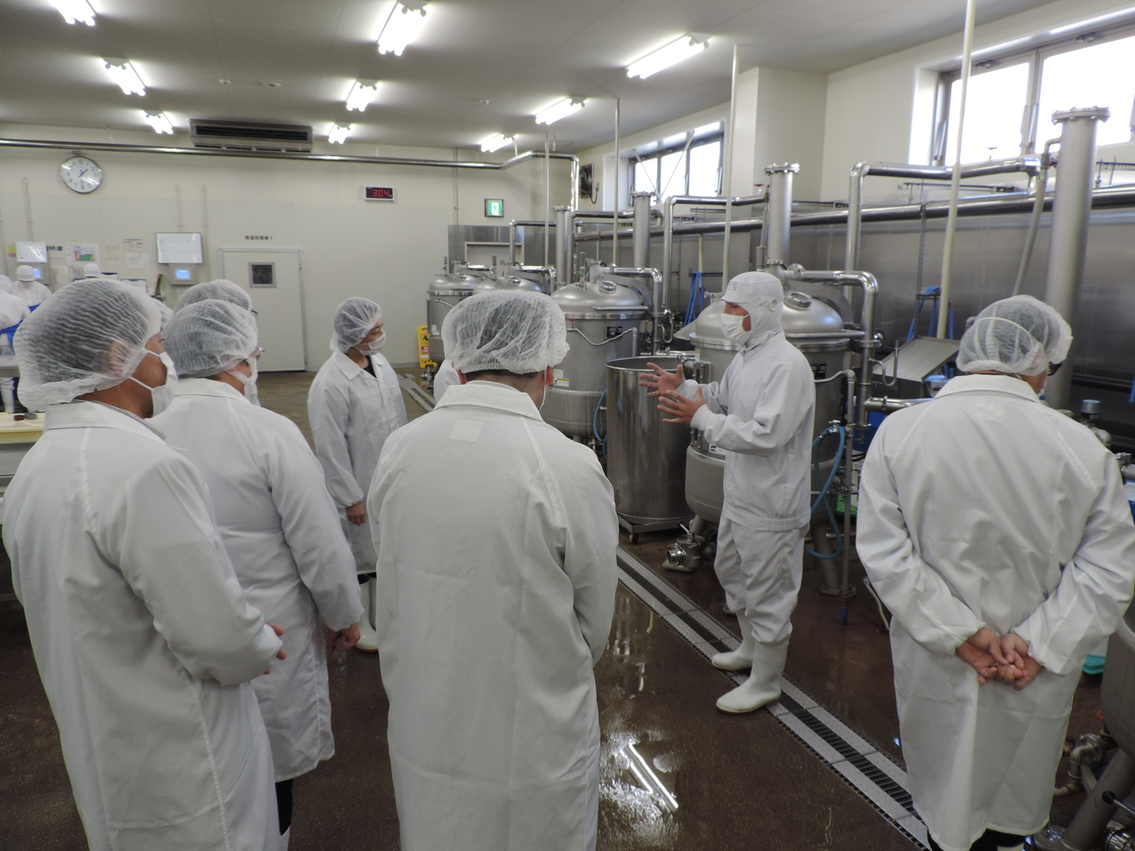 　　 南信州菓子工房株式会社にて(1)